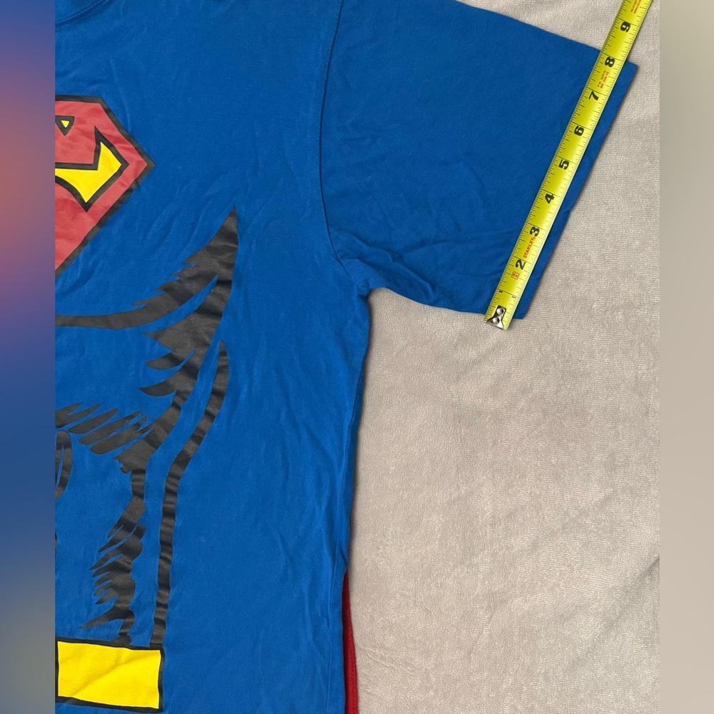 Superman Costume T Shirt With Removable Cape Adult XL Blue Red Cosplay Top - Picture 4 of 12